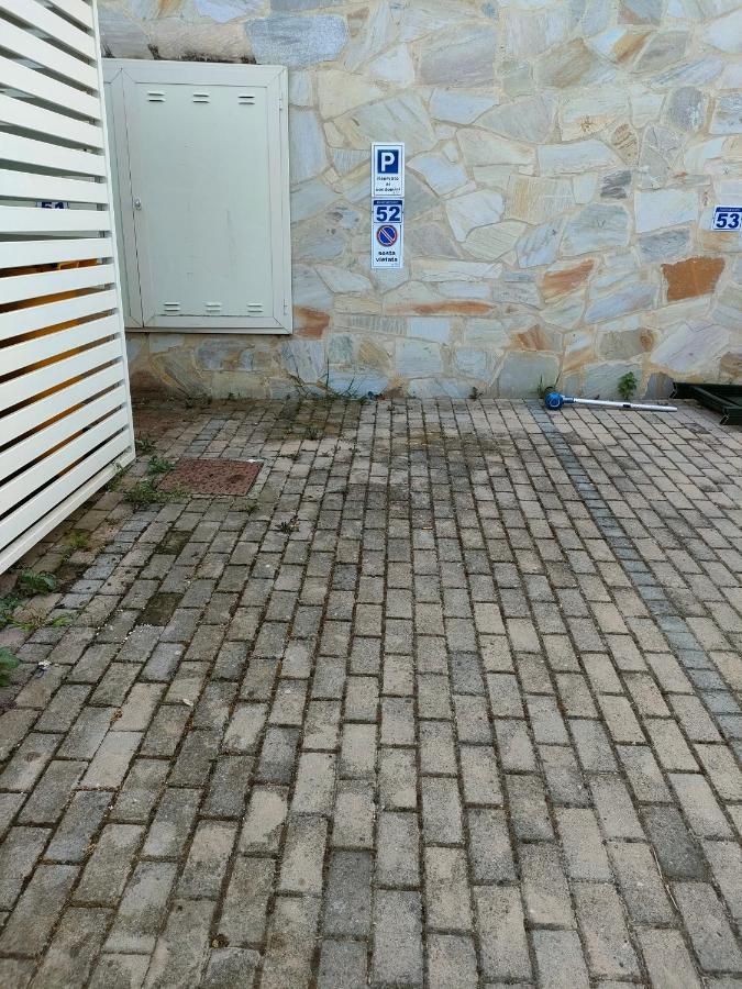 Appartamento Con Piscina Green Bay Village Pineto Exterior photo